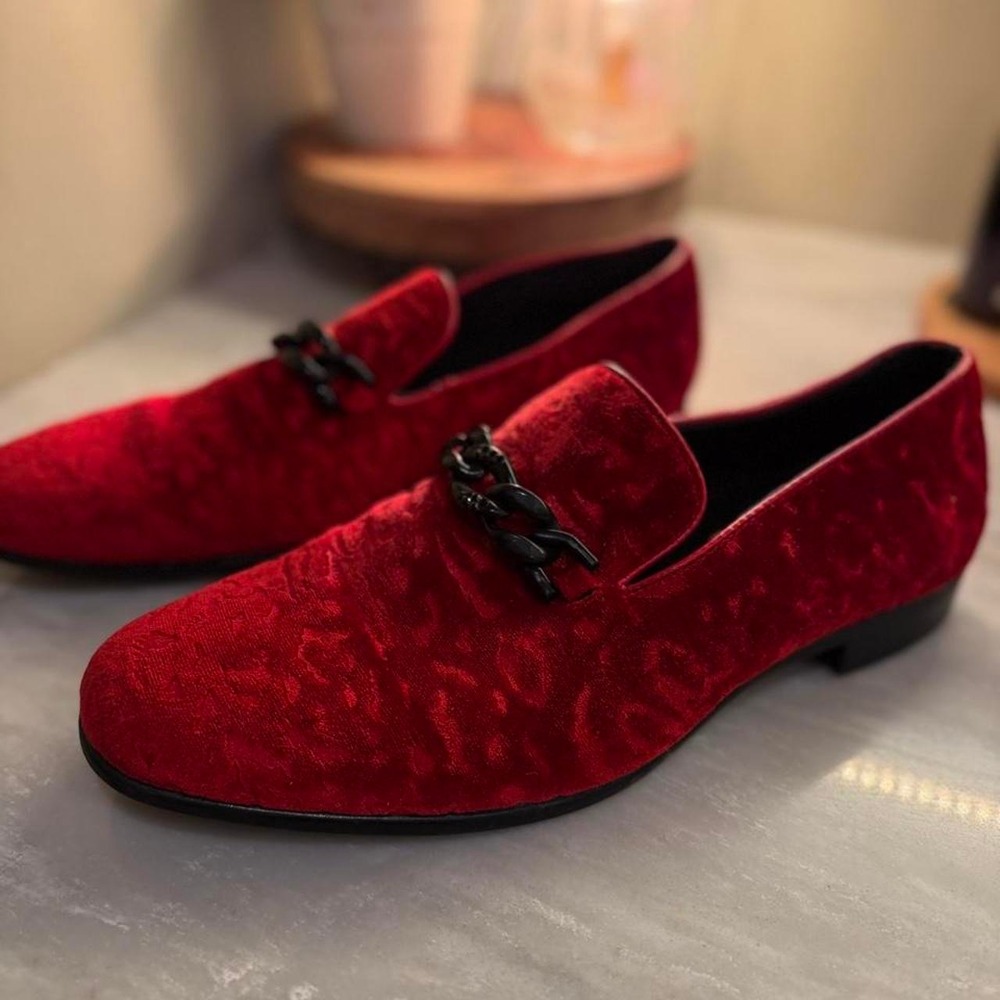 Robert David Red Velvet Loafers - Picture 2 of 5